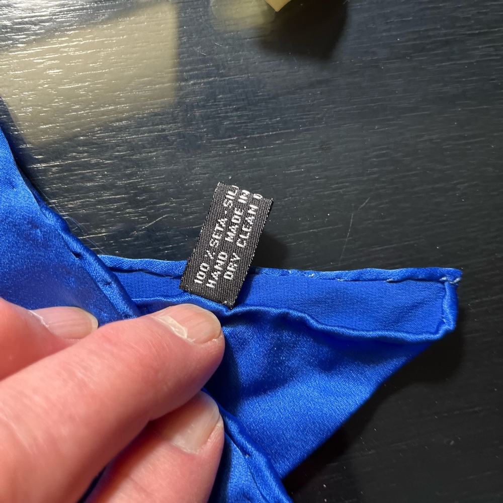 Silk pocket square